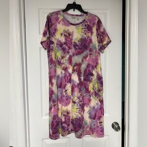 Elegant Tie-Dye Midi Dress